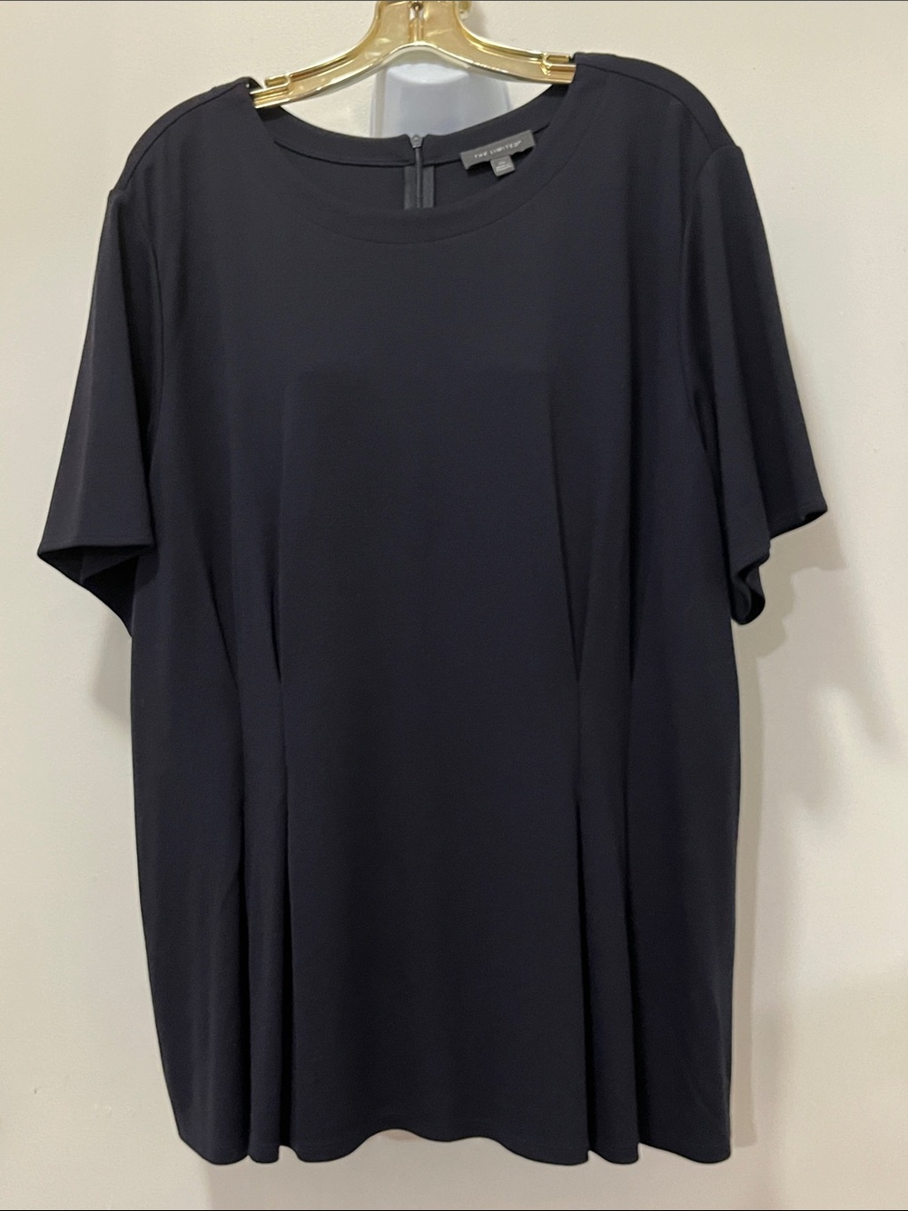 Eileen Fisher Black Short-Sleeve Crewneck Top with Relaxed Drape - Picture 2 of 3